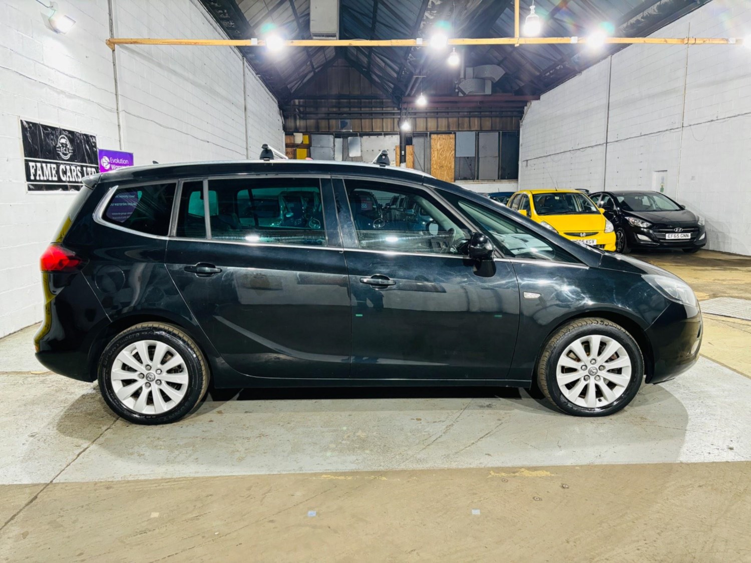 Vauxhall Zafira Tourer Listing Image