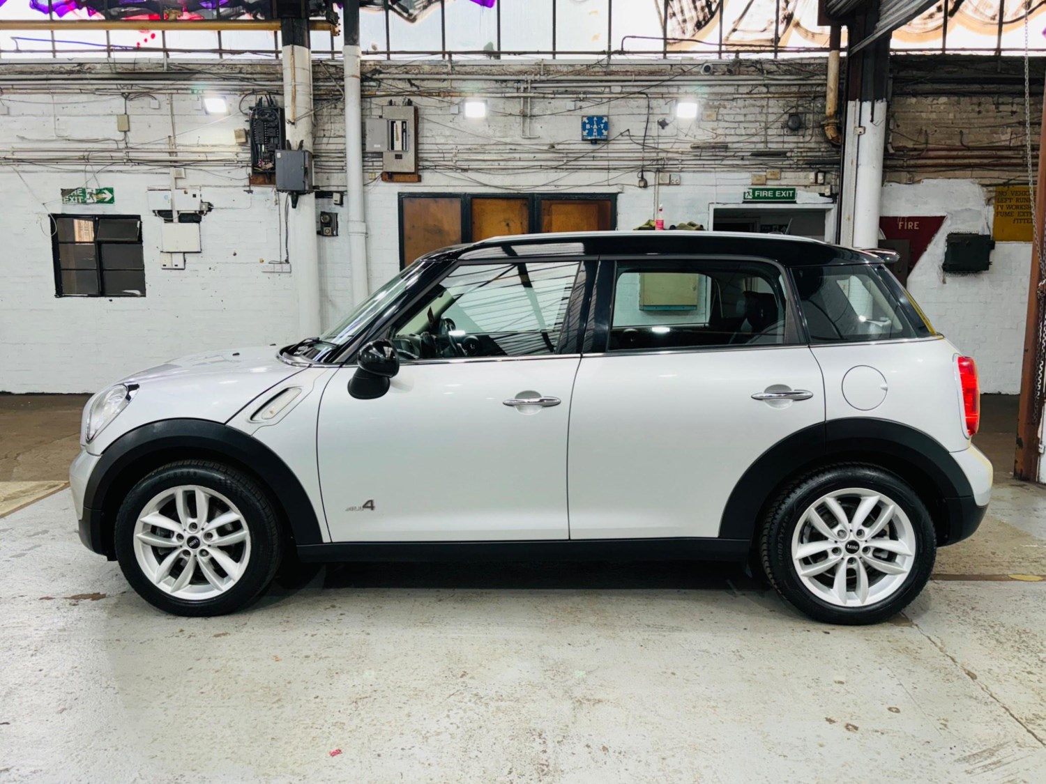 MINI Countryman Listing Image