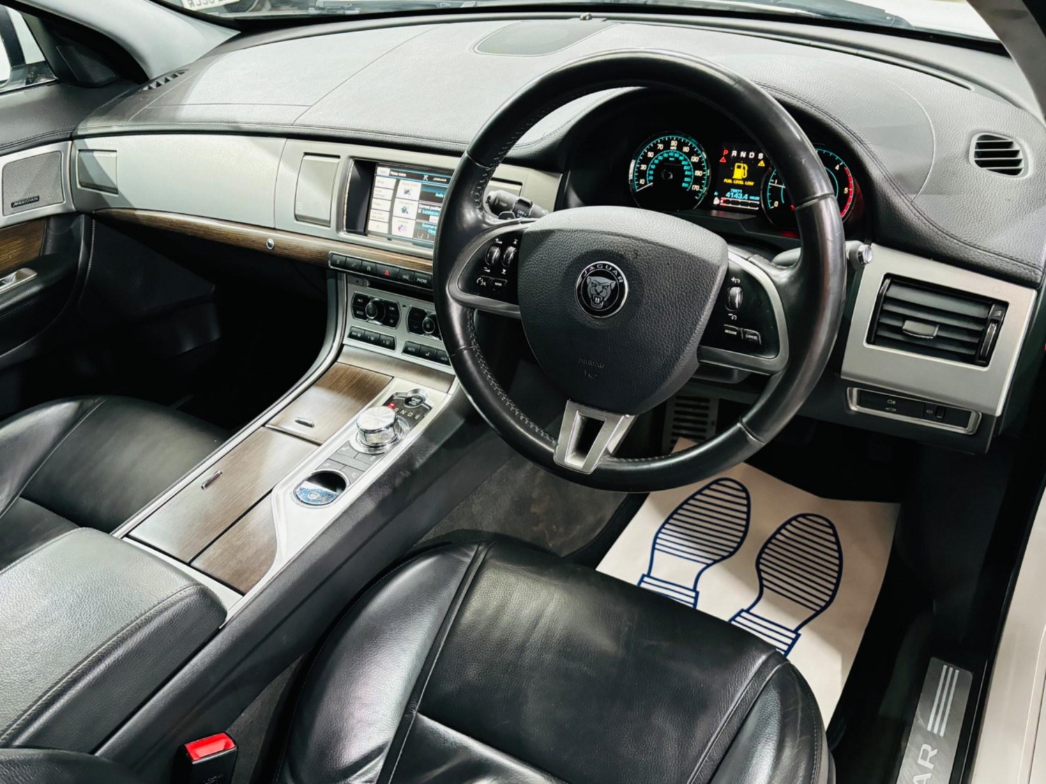 Jaguar XF Listing Image