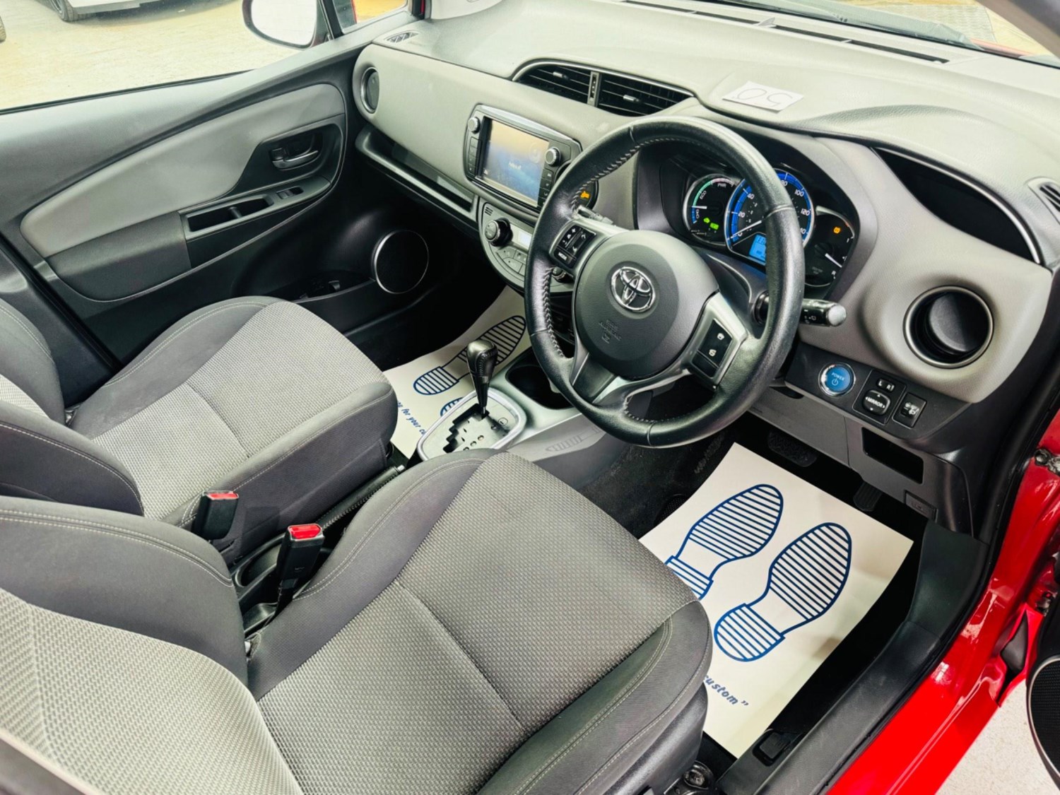 Toyota Yaris Listing Image