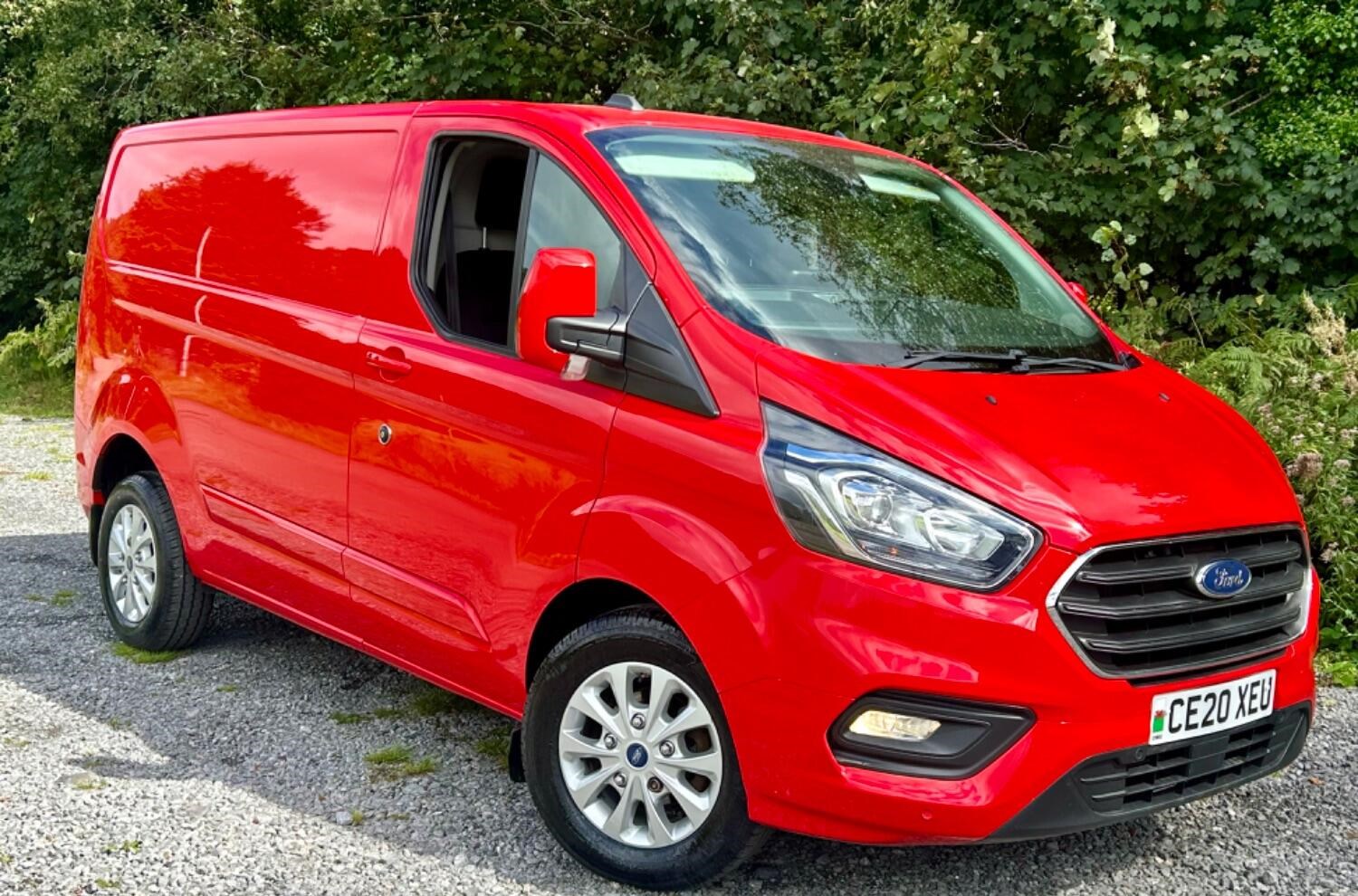 Ford Transit Custom Listing Image