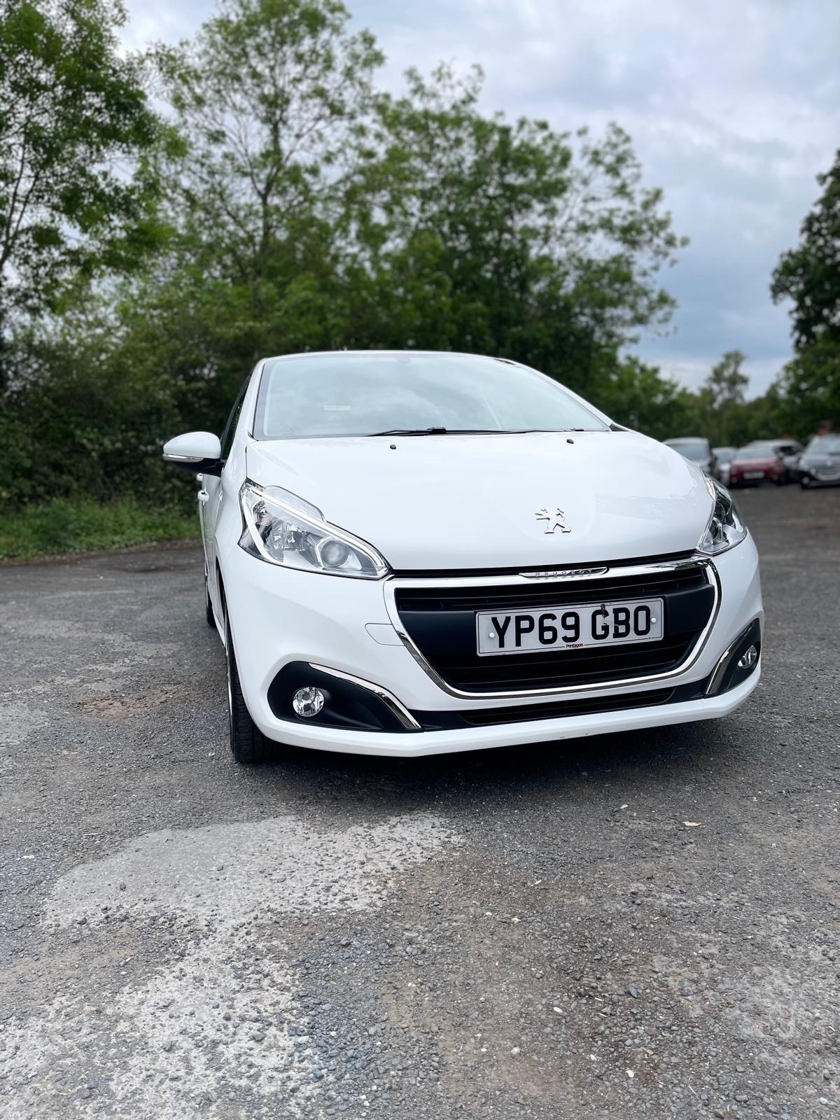 Peugeot 208 Listing Image