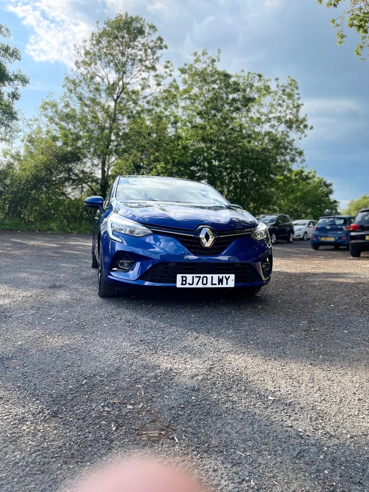 Renault Clio Listing Image