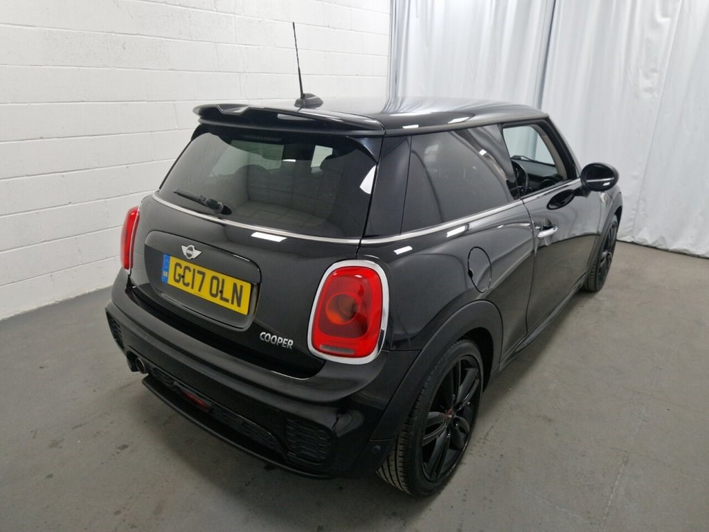 MINI Hatch Listing Image