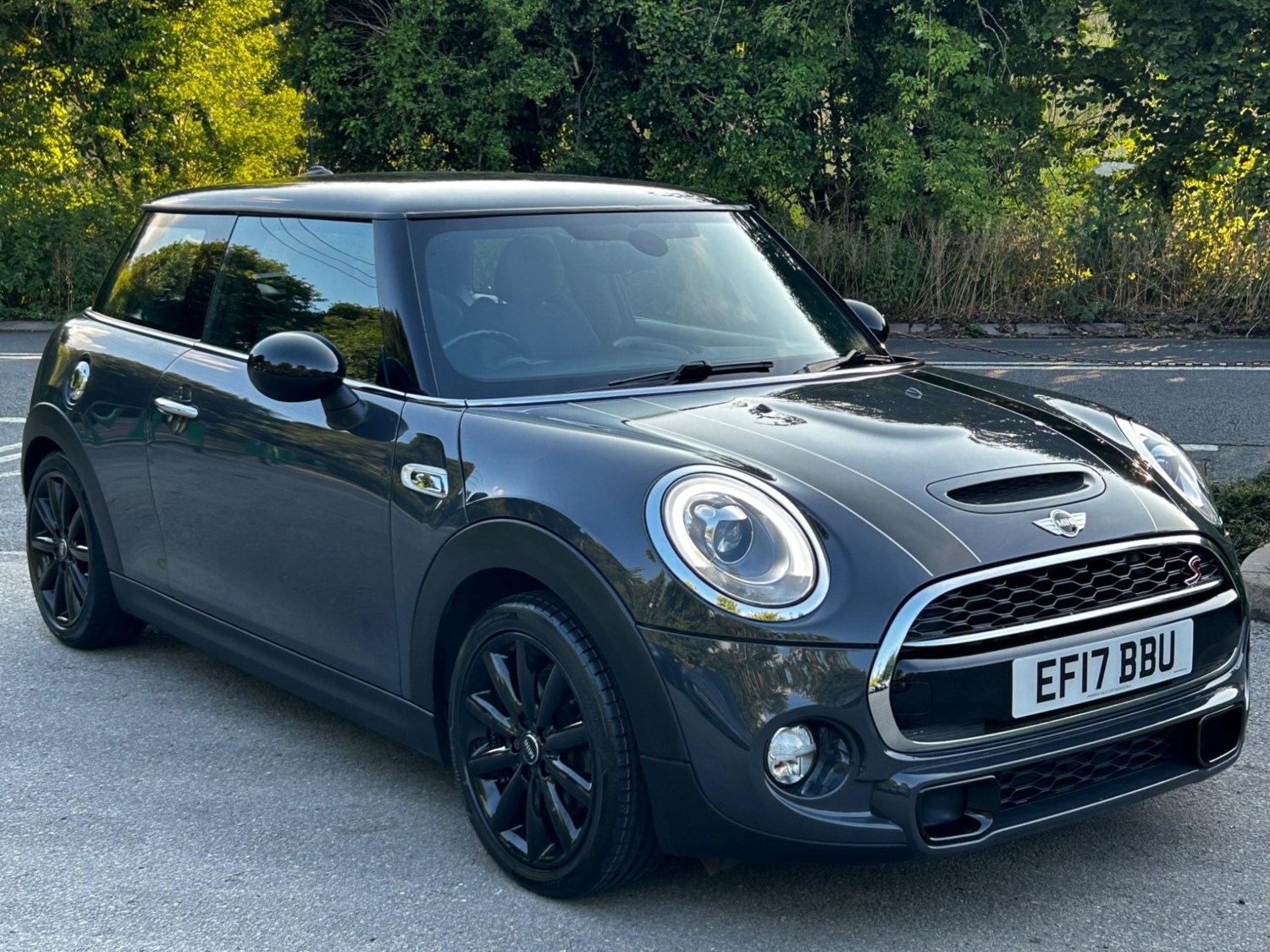 MINI Hatch Listing Image