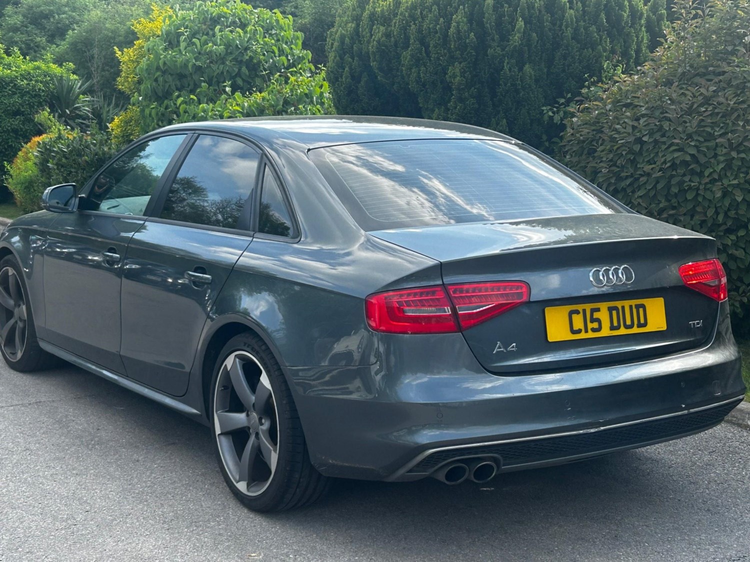 Audi A4 Listing Image