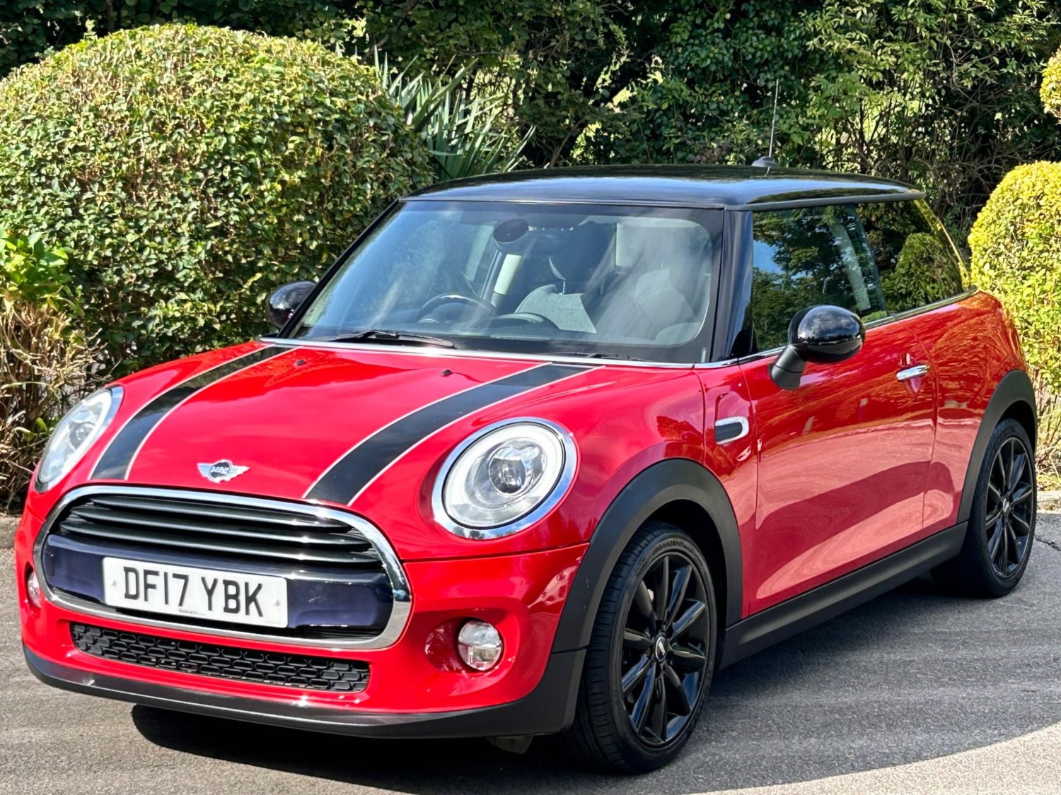 MINI Hatch Listing Image