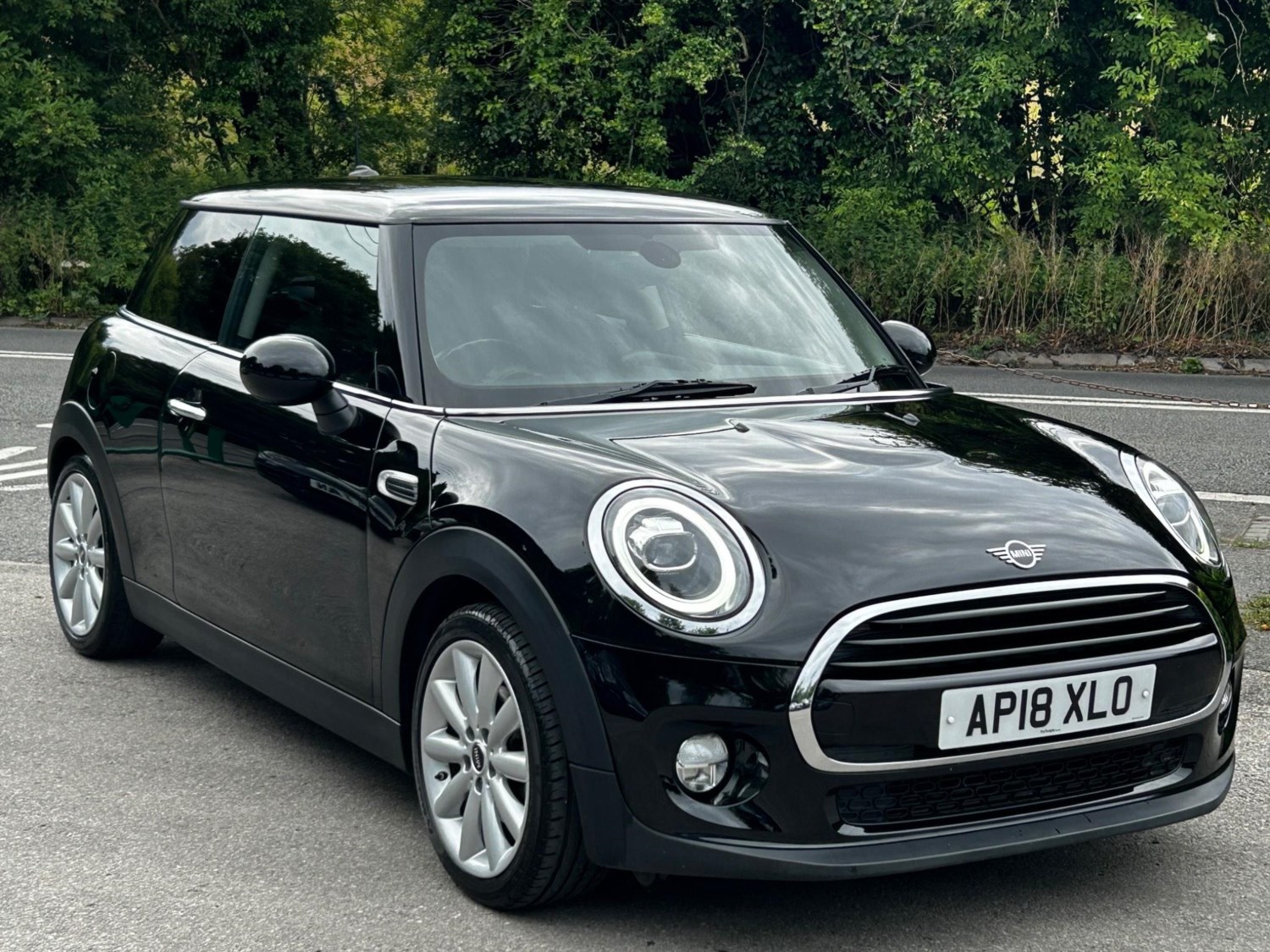 MINI Hatch Listing Image