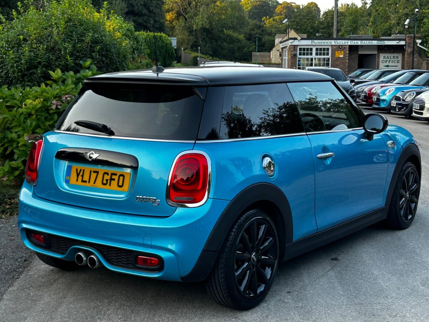 MINI Hatch Listing Image