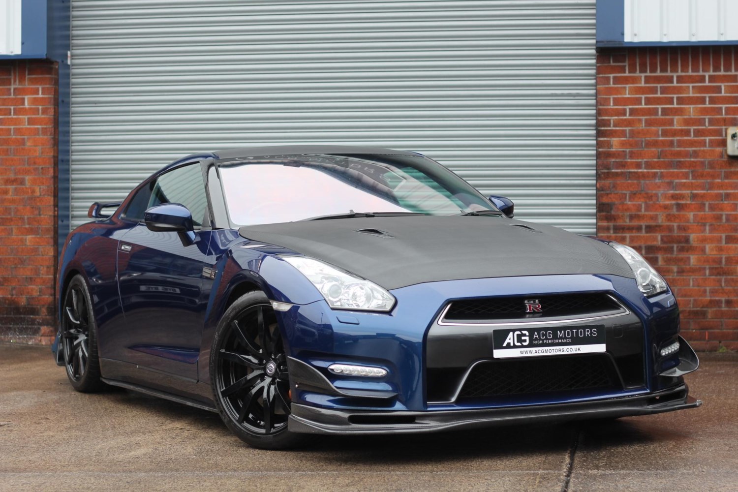 Nissan GT-R Listing Image