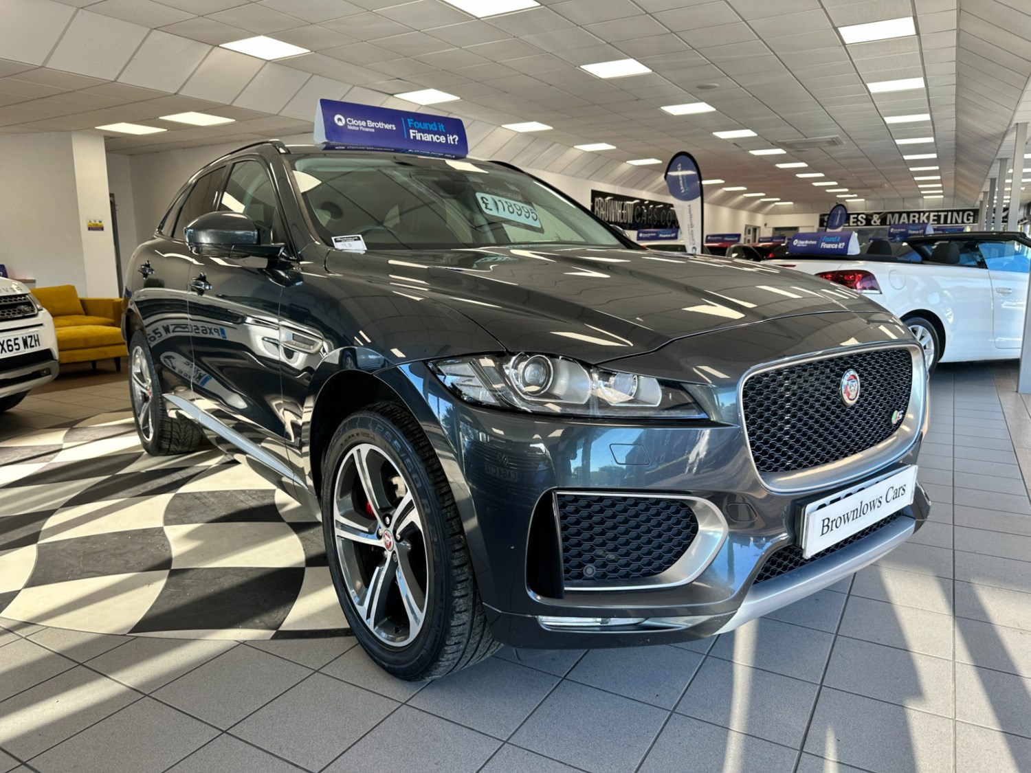 Jaguar F-PACE Listing Image