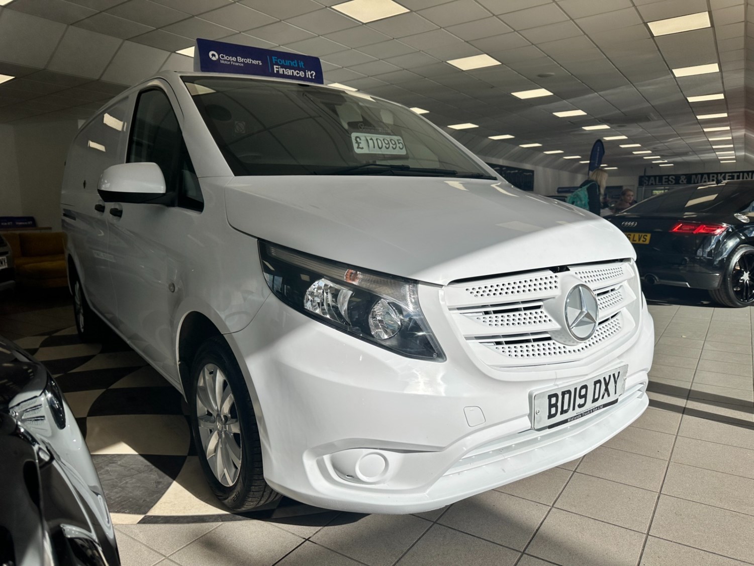 Mercedes-Benz Vito Listing Image