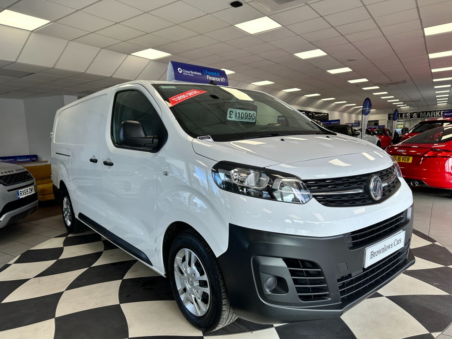 Vauxhall Vivaro Listing Image