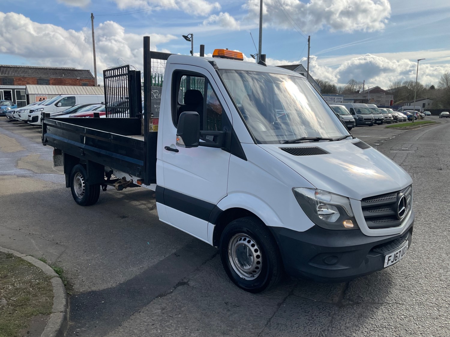 Mercedes-Benz Sprinter Listing Image