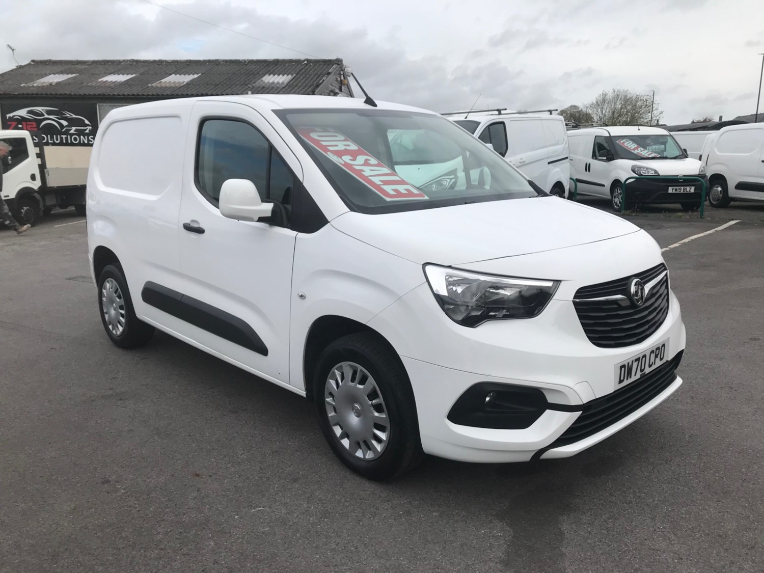 Vauxhall Combo Listing Image