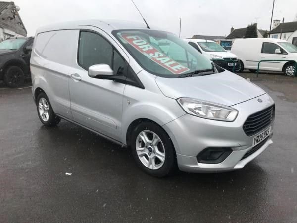 Ford Transit Courier Listing Image