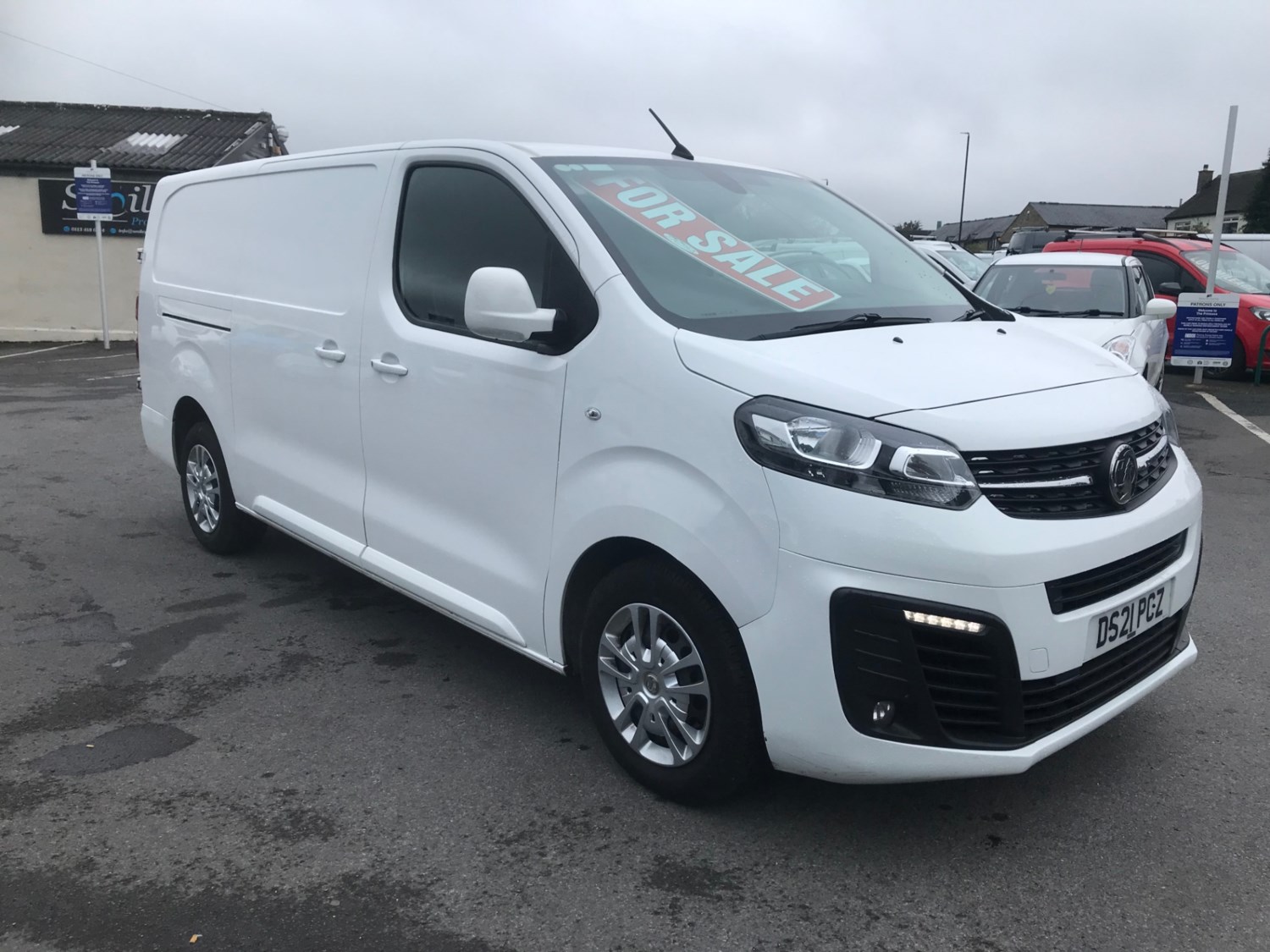 Vauxhall Vivaro Listing Image