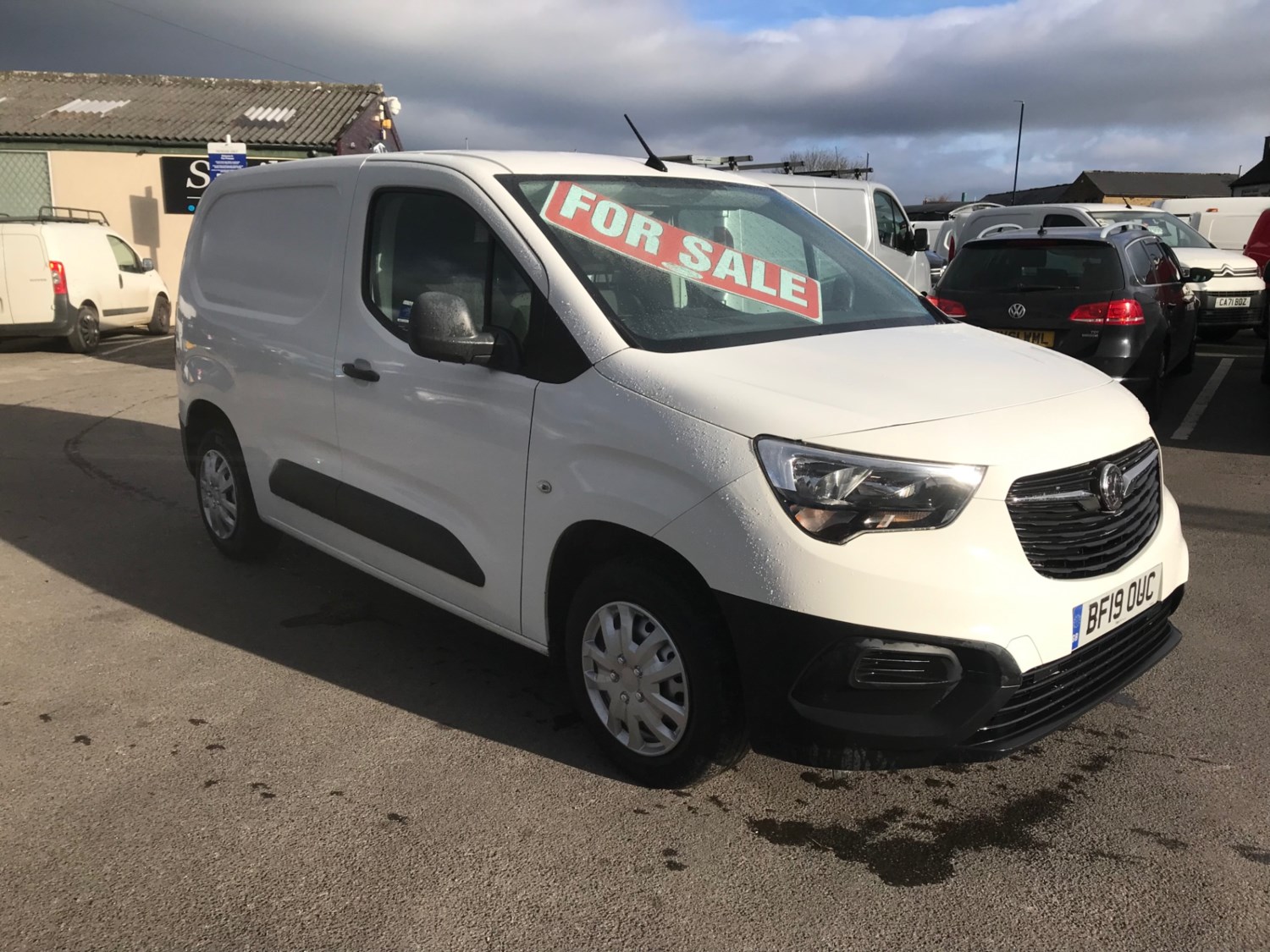 Vauxhall Combo Listing Image