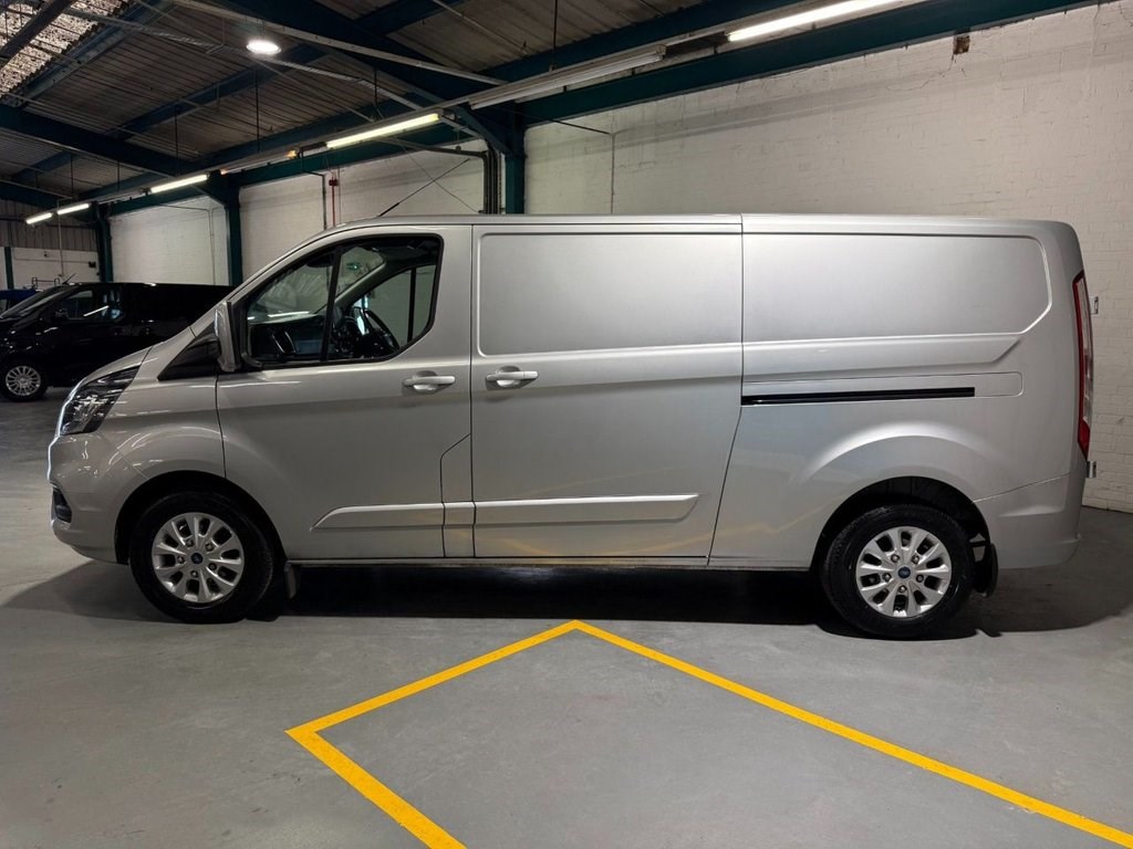 Ford Transit Custom Listing Image