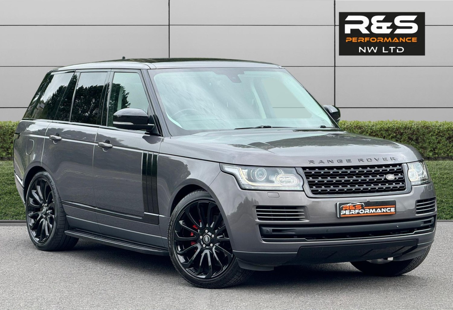 Land Rover Range Rover Listing Image