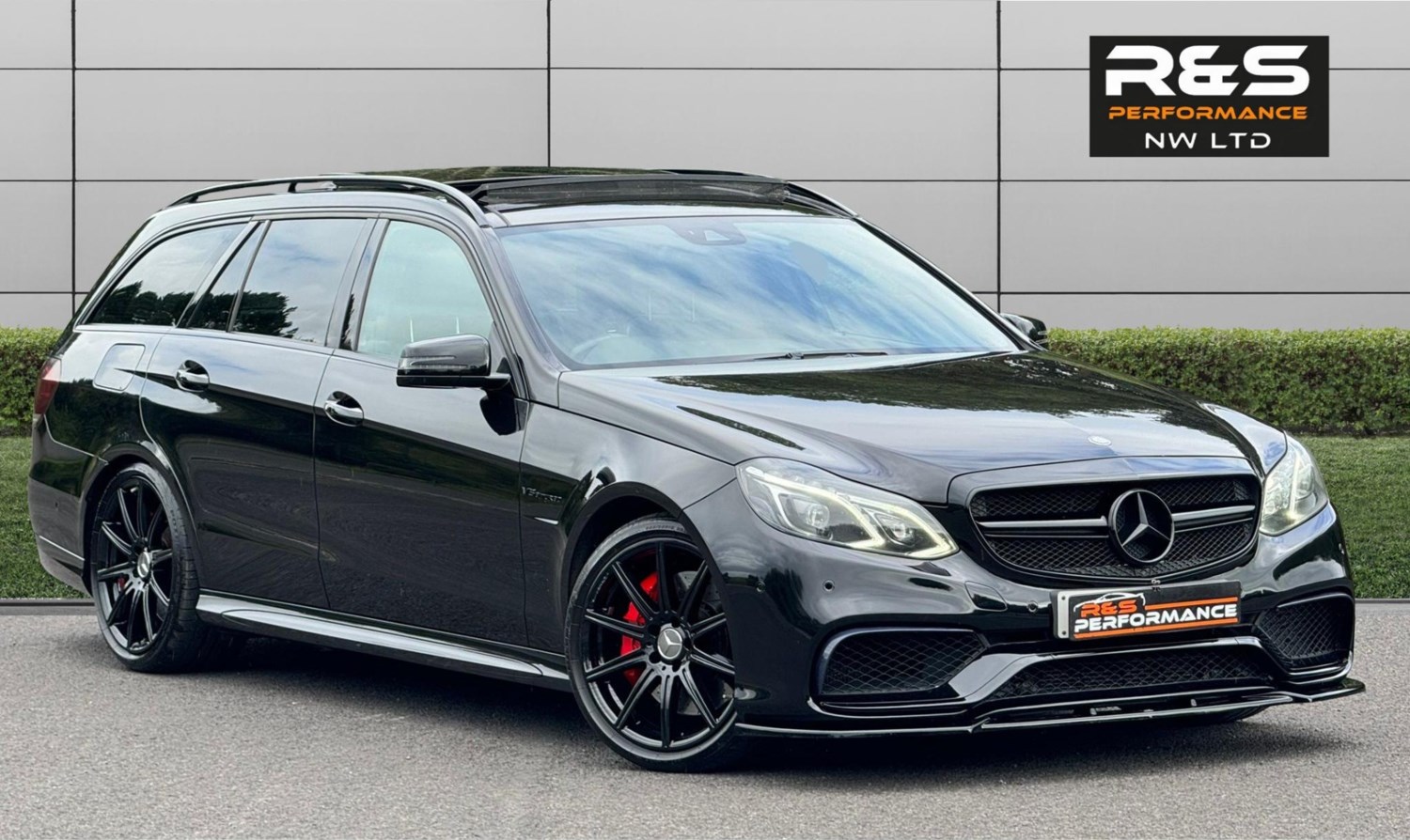 Mercedes-Benz E-Class Listing Image