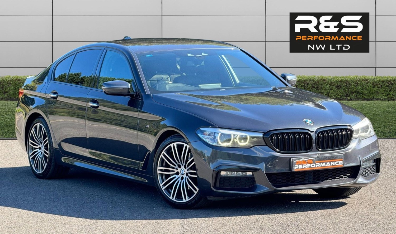 BMW 5 Series Listing Image