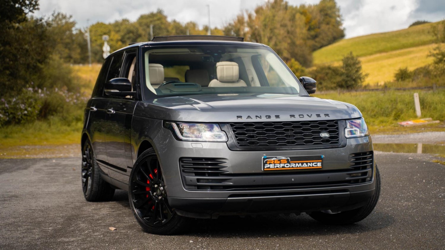 Land Rover Range Rover Listing Image