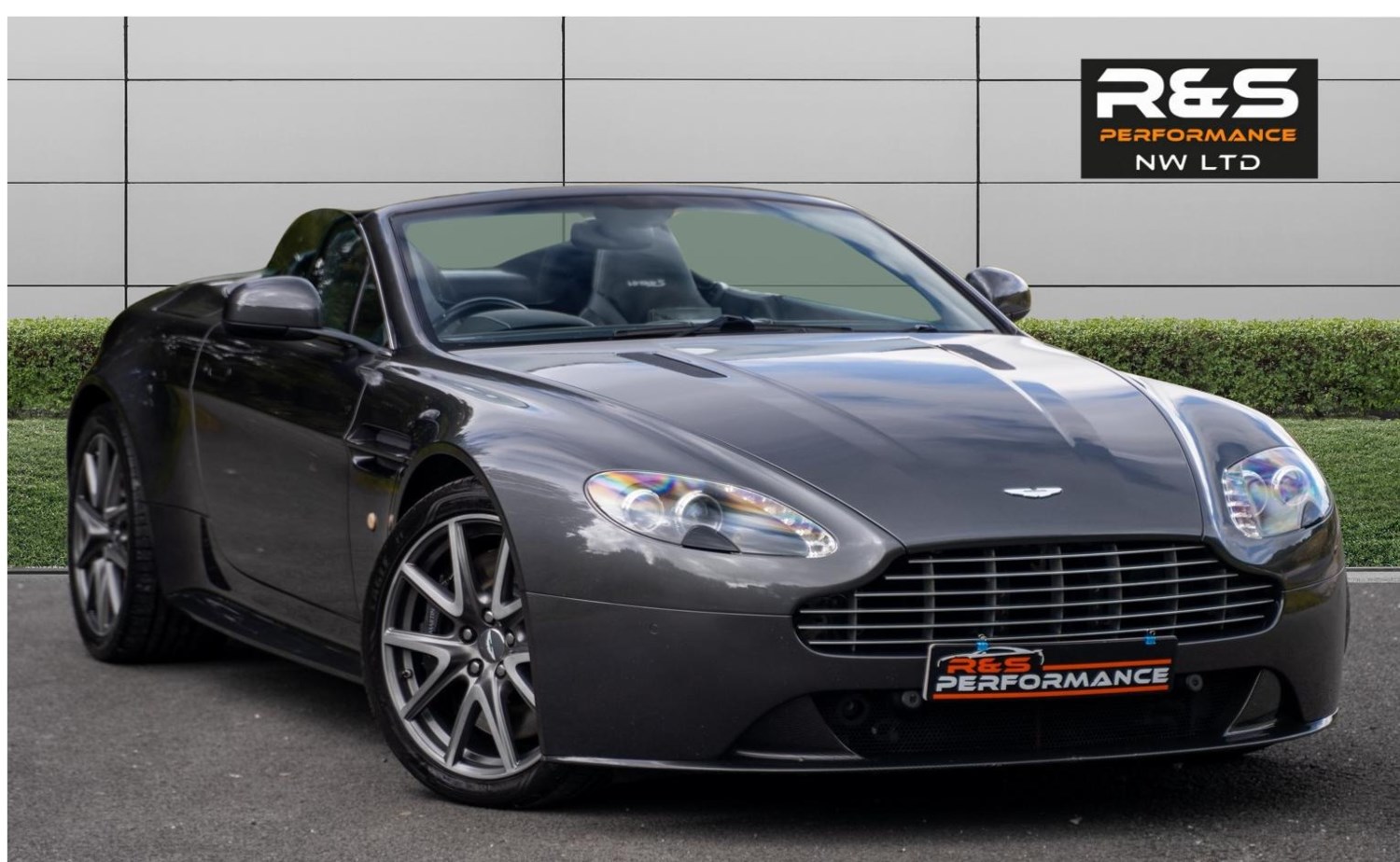 Aston Martin Vantage Listing Image