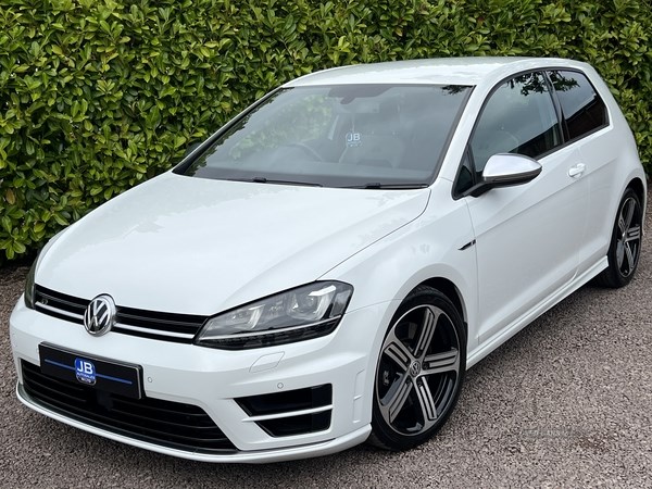 Volkswagen Golf Listing Image