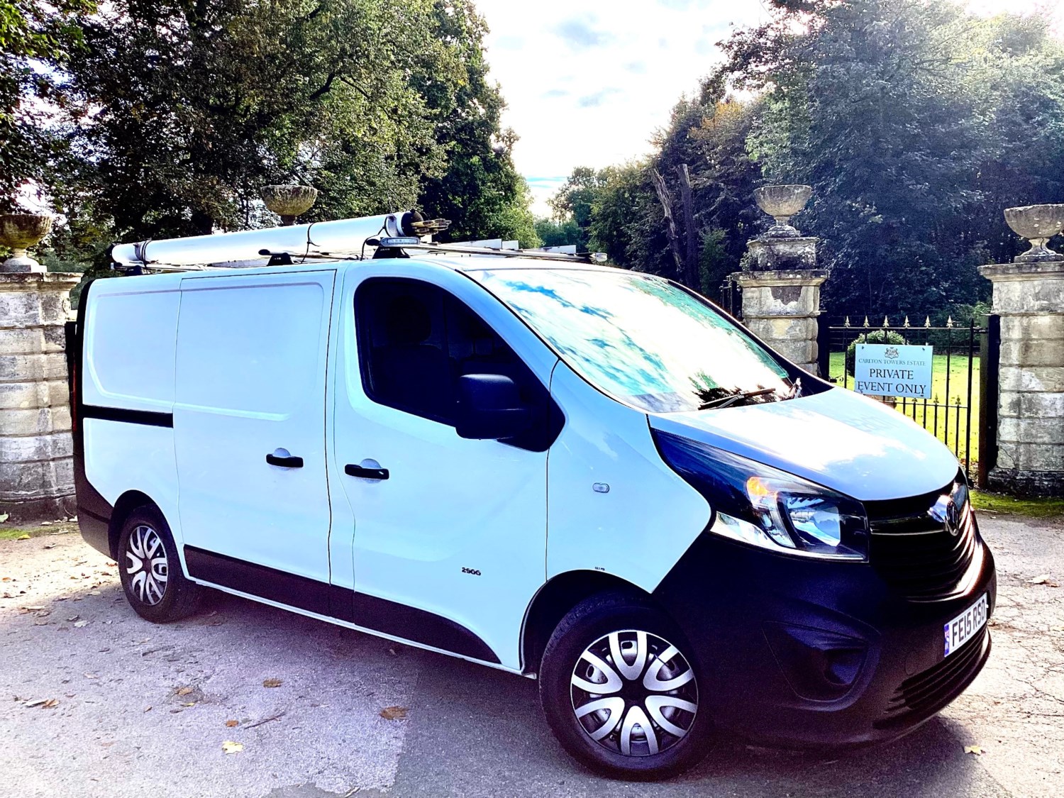 Vauxhall Vivaro Listing Image