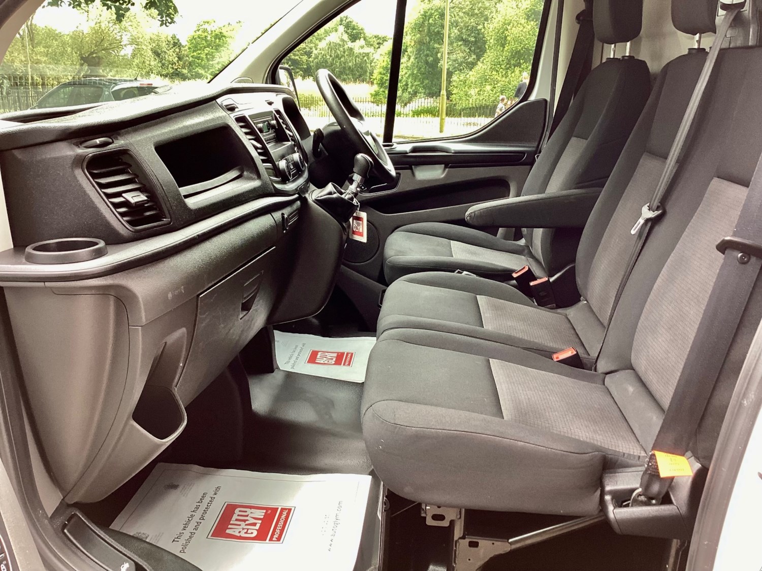 Ford Transit Custom Listing Image