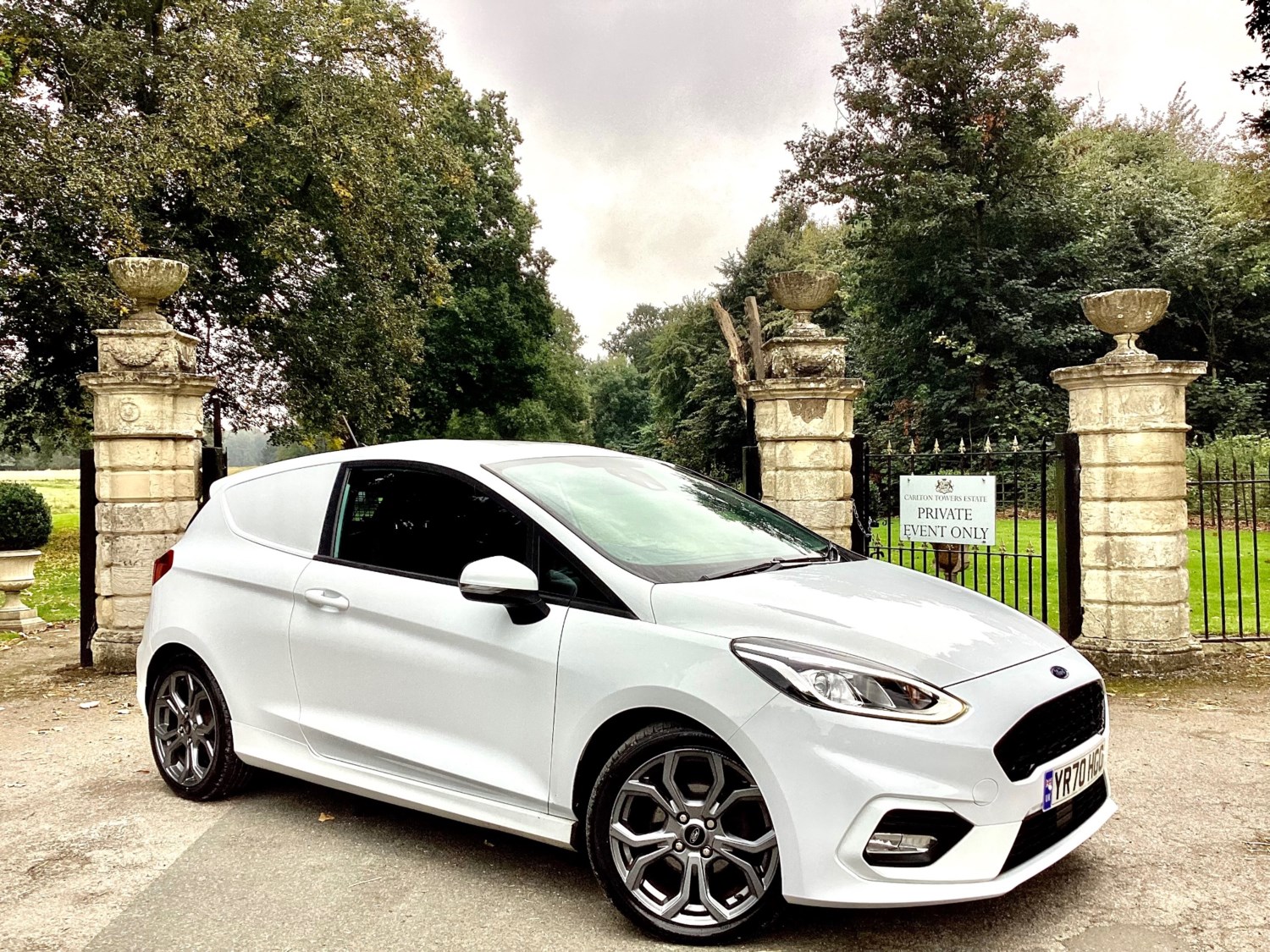 Ford Fiesta Listing Image