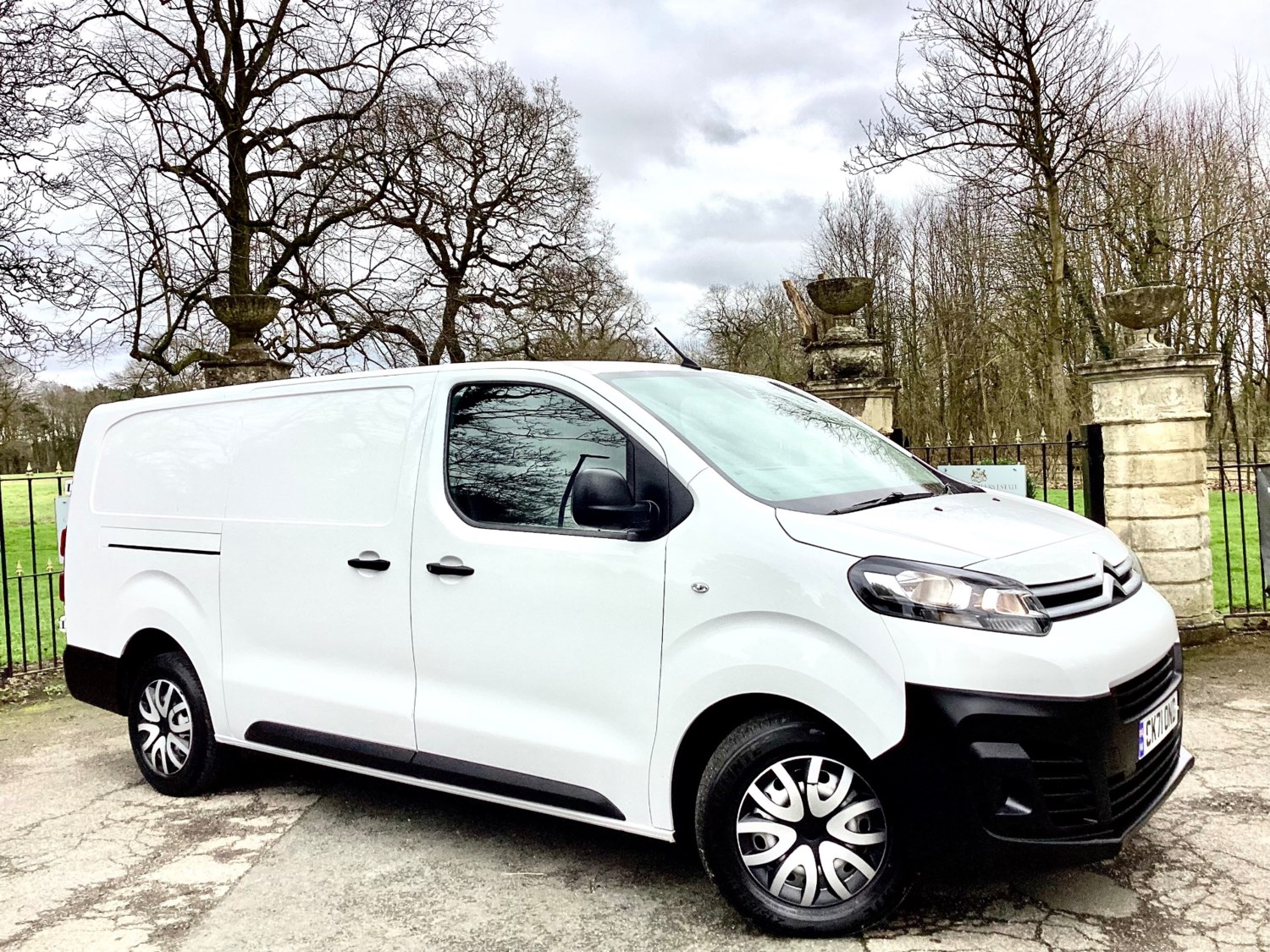 Citroen Dispatch Listing Image