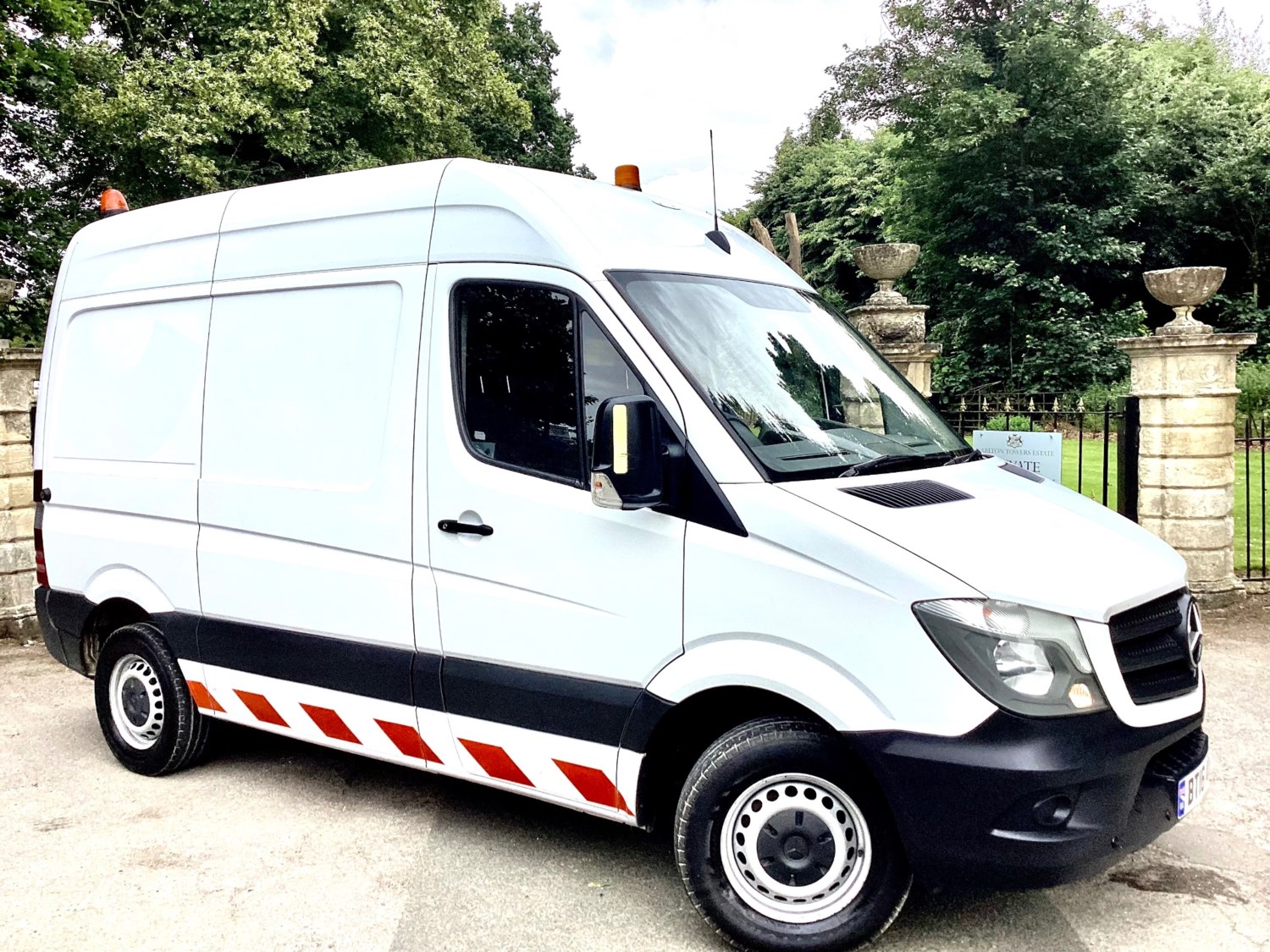 Mercedes-Benz Sprinter Listing Image