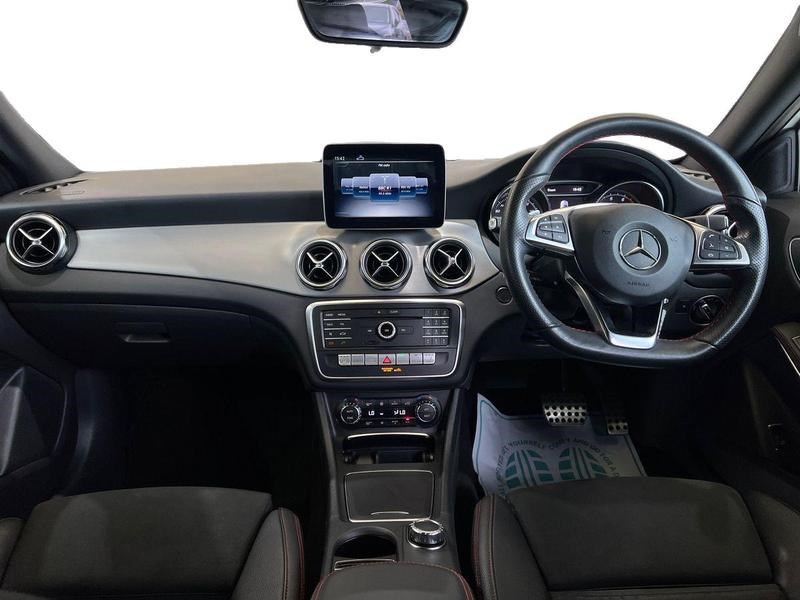 Mercedes-Benz GLA Listing Image