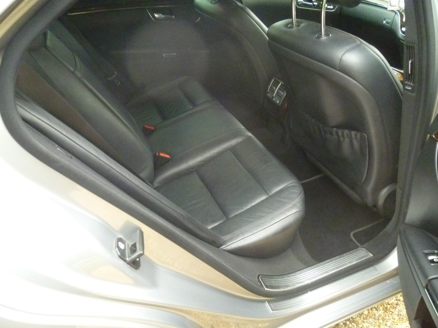 Mercedes-Benz S-Class Listing Image