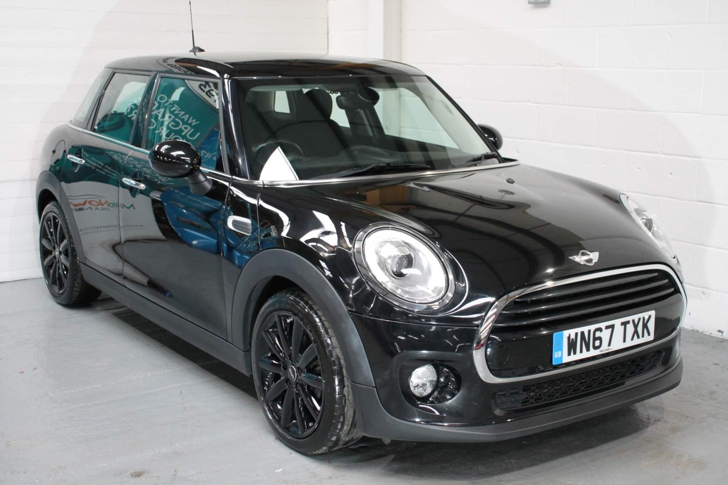 MINI Hatch Listing Image