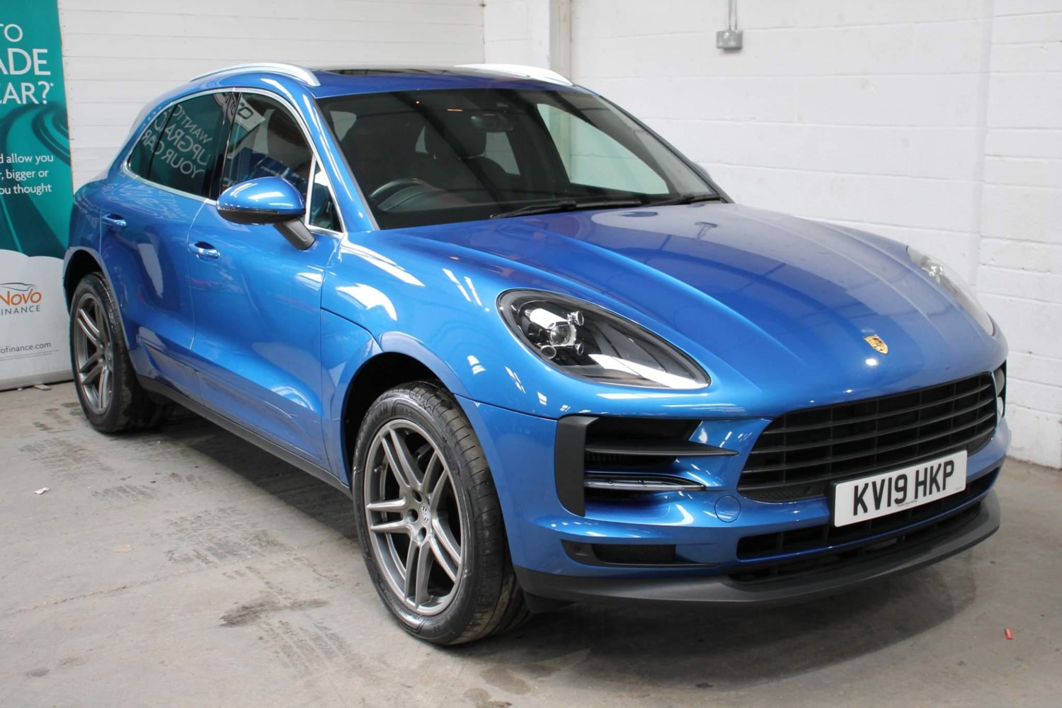 Porsche Macan Listing Image