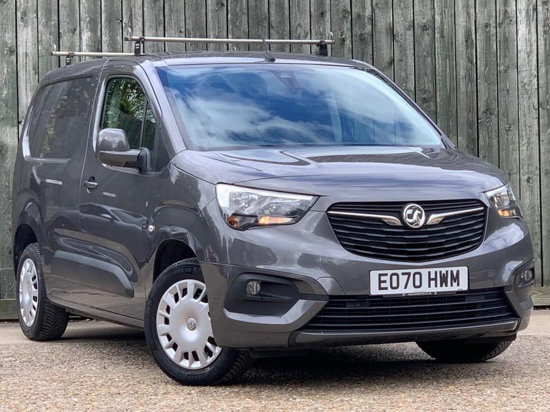 2020 used Vauxhall Combo 1.5 Turbo D 2000 Sportive Auto L1 H1 Euro 6 (s/s) 4dr Automatic