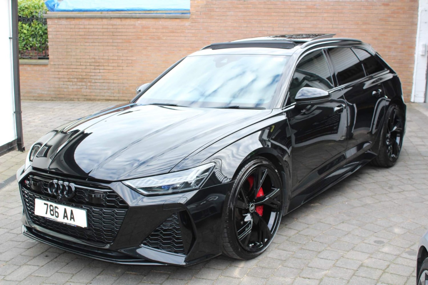 Audi RS6 Listing Image