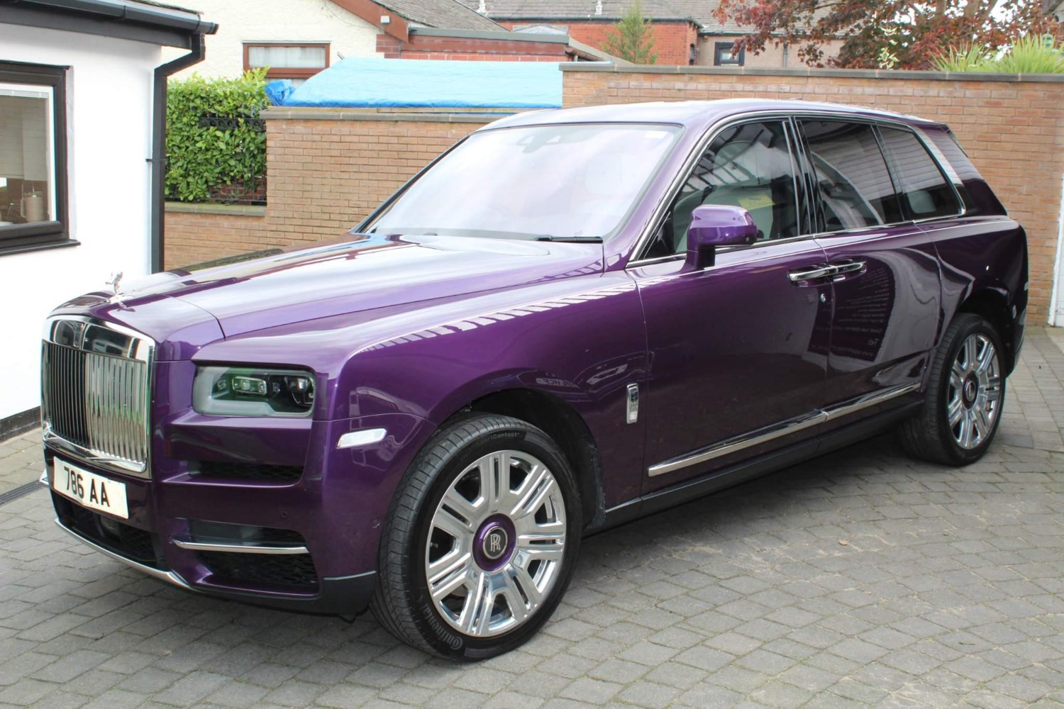 Rolls-Royce Cullinan Listing Image