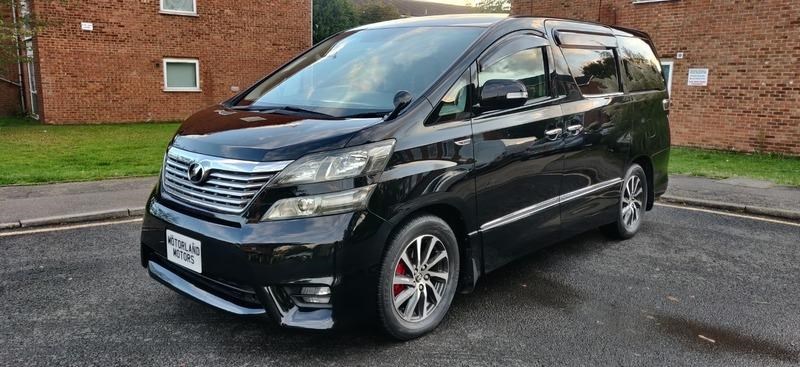 Toyota Vellfire Listing Image