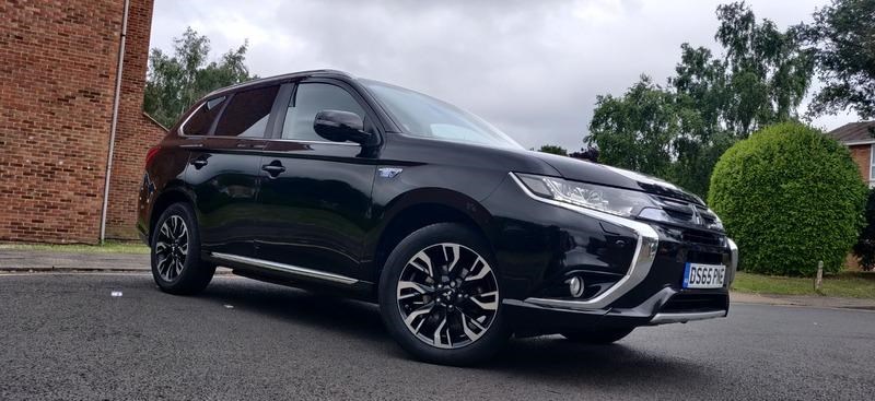 Mitsubishi Outlander Listing Image