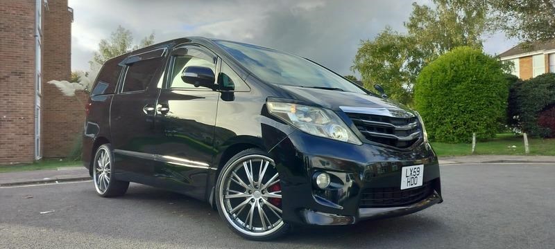 Toyota Alphard Listing Image