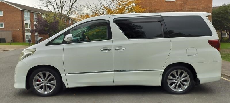 Toyota Alphard Listing Image