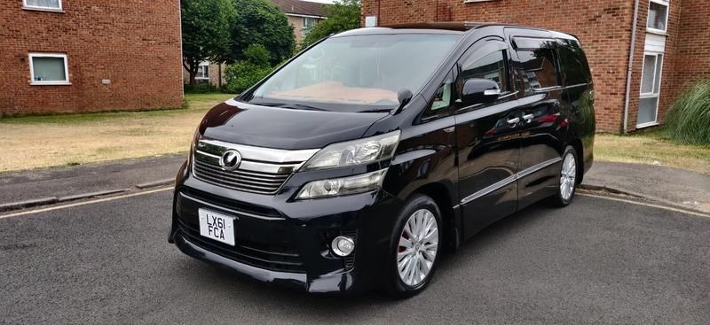 Toyota Vellfire Listing Image