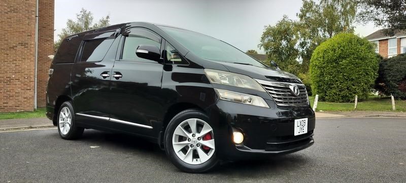 Toyota Vellfire Listing Image