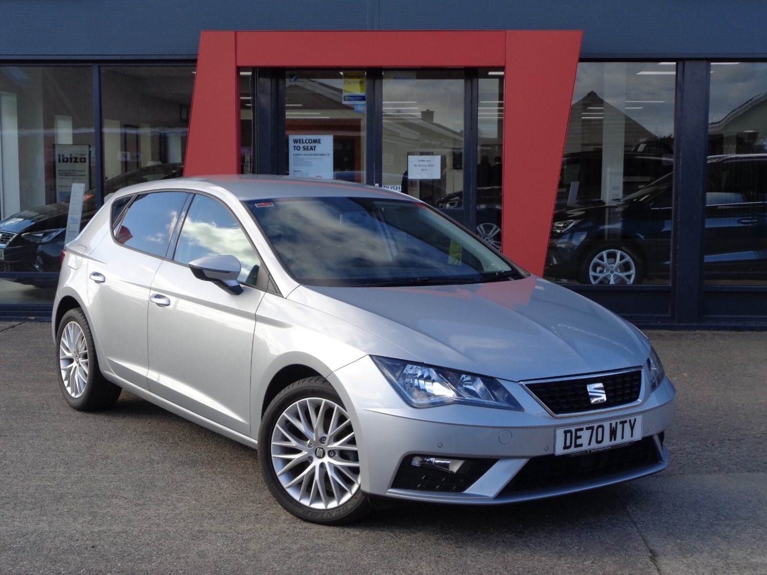 SEAT Leon Listing Image