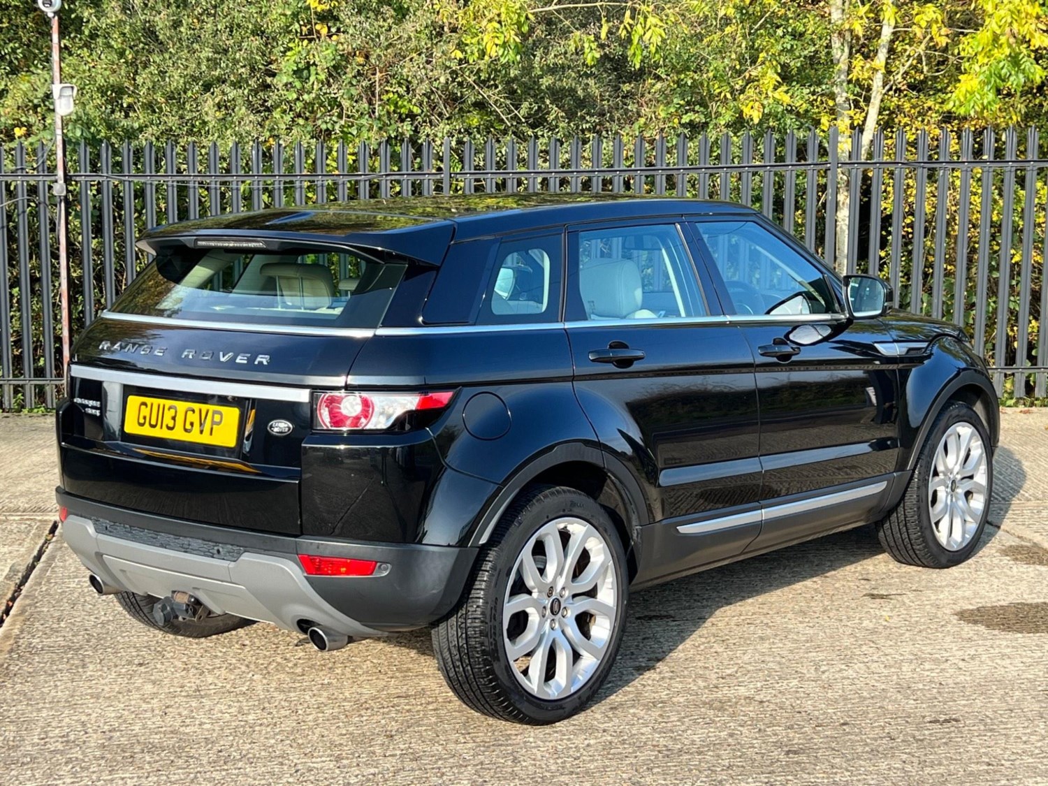 Land Rover Range Rover Evoque Listing Image