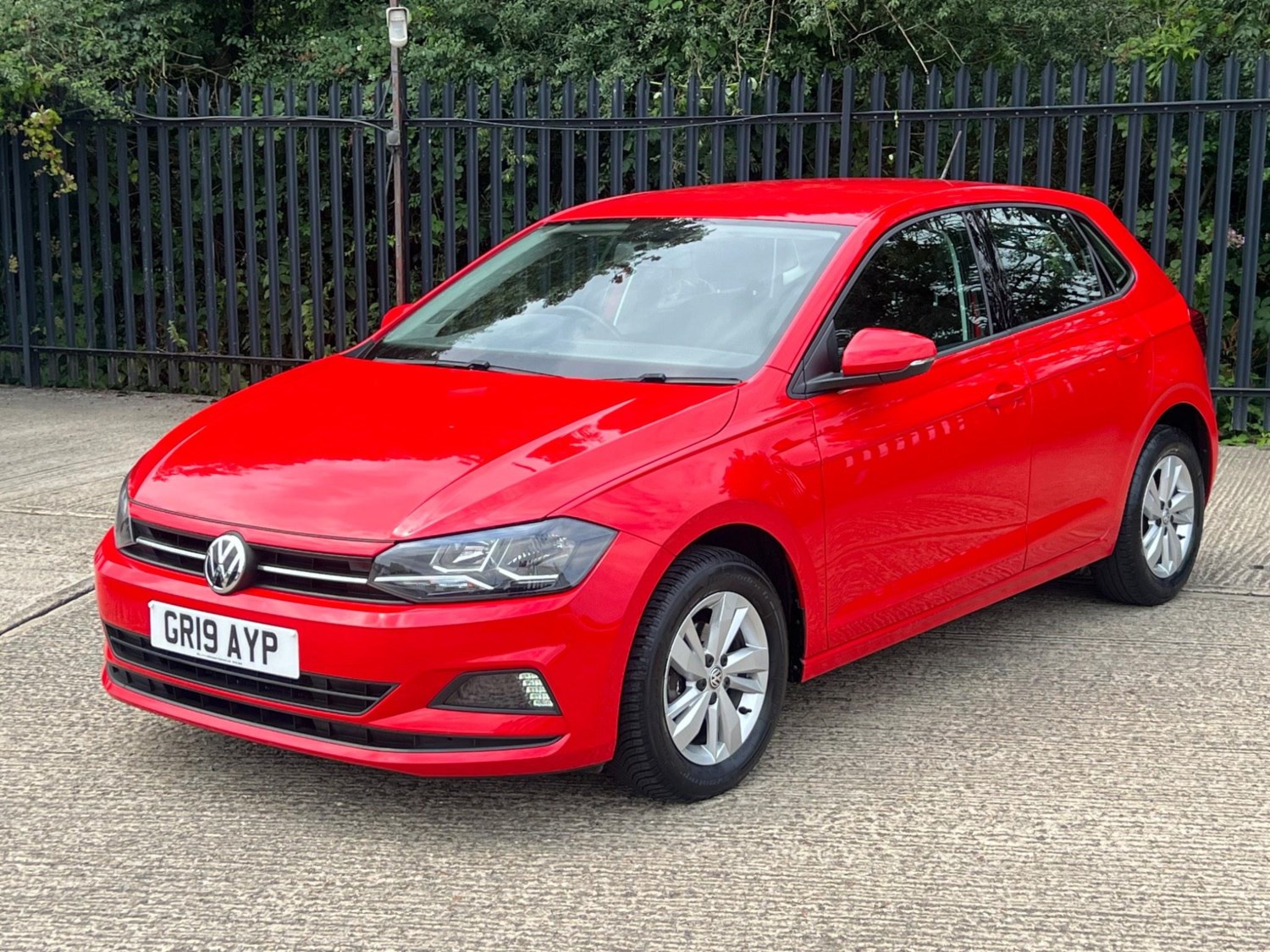 Volkswagen Polo Listing Image